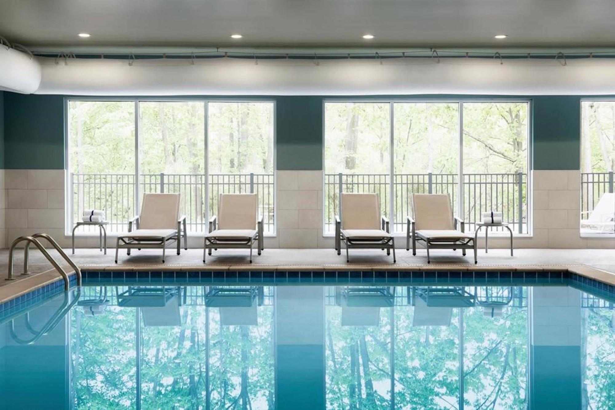 Holiday Inn Express & Suites Mansfield - Ontario By Ihg Eksteriør billede